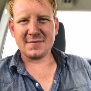 Meet your Posher, Casey